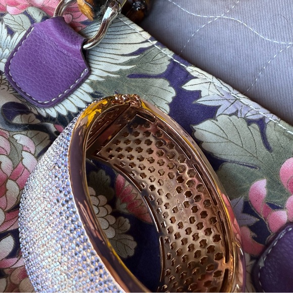 AKKAD brand cuff bracelet PAVÉ OMBRÉ lilacs to pinks crystals -rose-gold tone - Picture 10 of 15